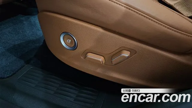 Genesis GV80 2.5T Бензин AWD — Фото автомобиля 8