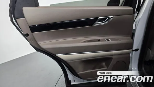 Genesis GV80 3.5T Бензин 2WD — Фото автомобиля 22