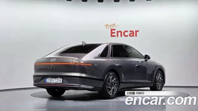 Hyundai Grandeur GN7 — Фото автомобиля 2