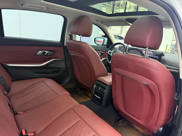 BMW 3 Series — Фото автомобиля 10