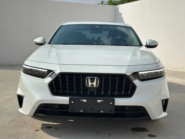 Honda Inspire — Фото автомобиля 2