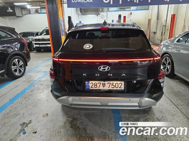 Hyundai Kona SX2 — Фото автомобиля 4
