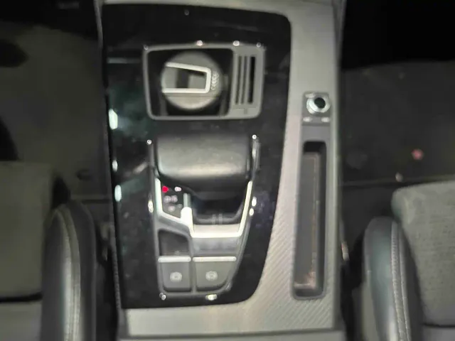 Audi Q5L Sportback — Фото автомобиля 14