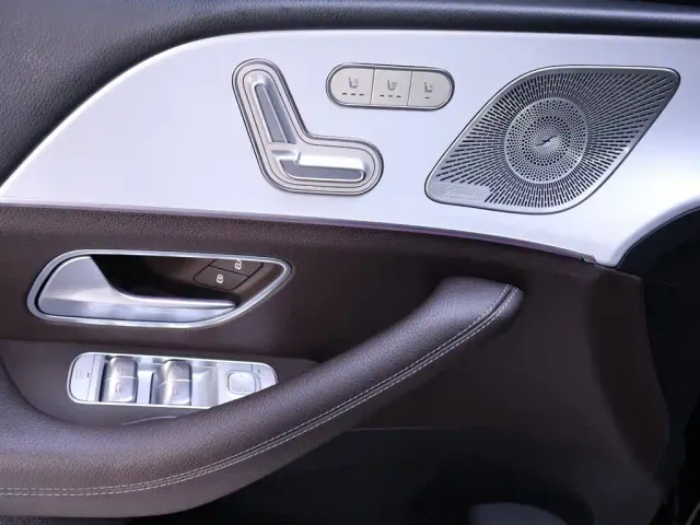 Mercedes-Benz GLE-Class — Фото автомобиля 17