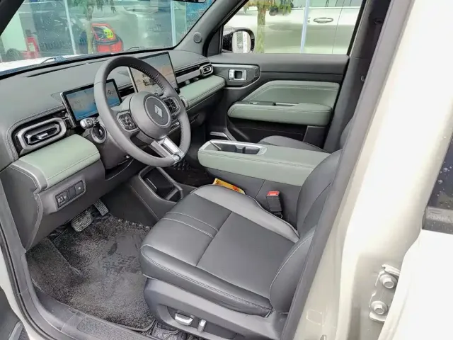 Baojun Yep Plus — Фото автомобиля 7