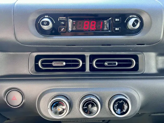 Wuling Zhiguang NEV — Фото автомобиля 18