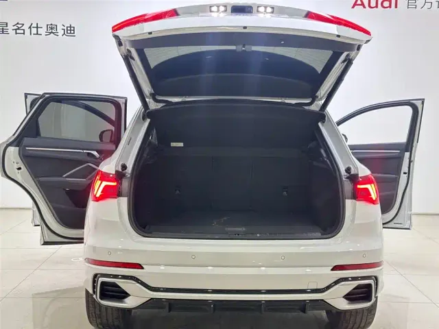 Audi Q3 — Фото автомобиля 6