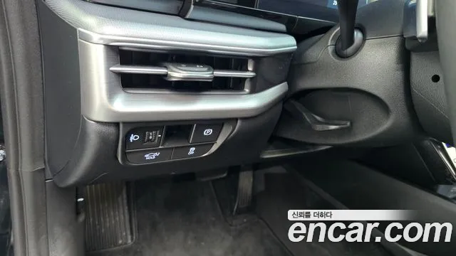 Hyundai Grandeur GN7 — Фото автомобиля 19