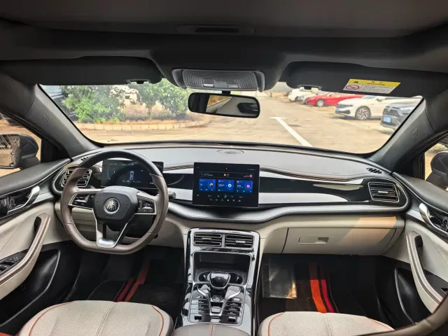 BYD Qin PLUS — Фото автомобиля 13