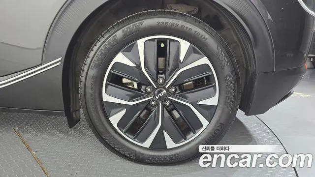 Kia EV6 — Фото автомобиля 6