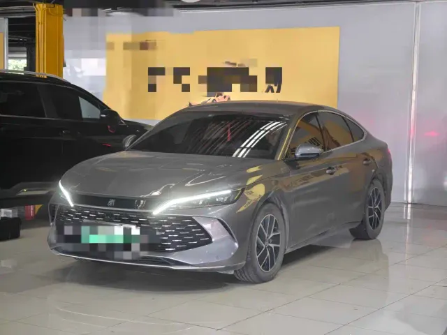 Фотография автомобиля — BYD Qin L