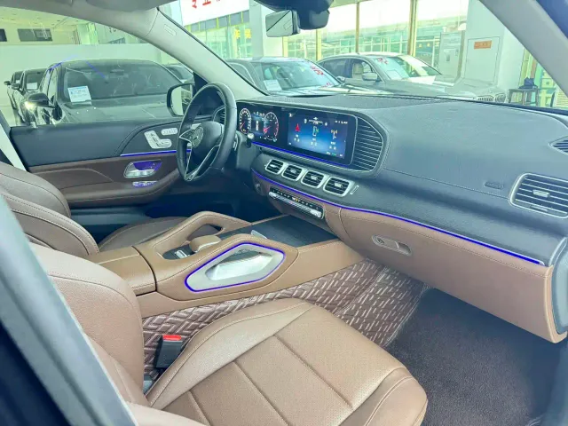 Mercedes-Benz GLE-Class — Фото автомобиля 6