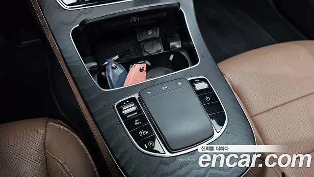 Mercedes-Benz E-Class W213 — Фото автомобиля 27