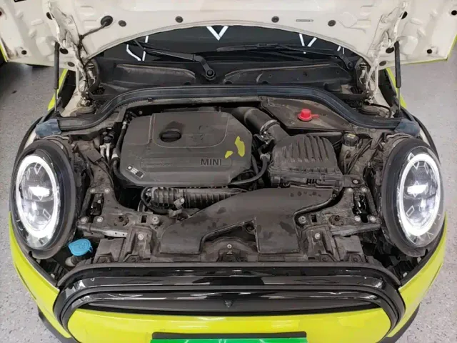 MINI Hatch — Фото автомобиля 19