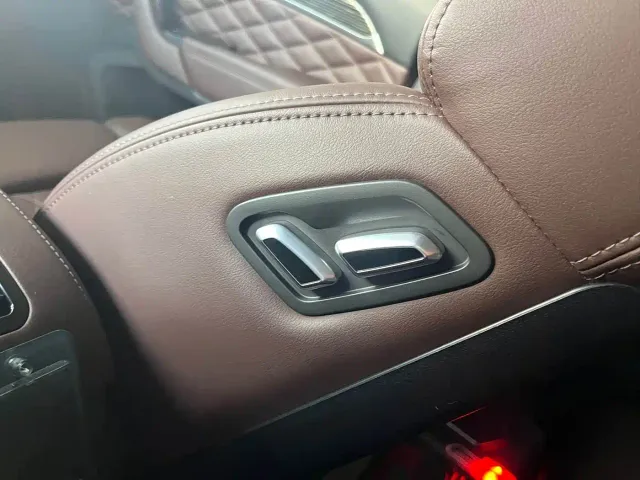 Haval H9 — Фото автомобиля 10