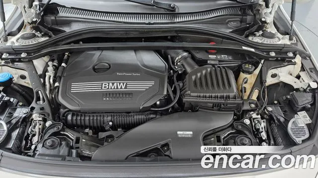 BMW 1 Series F40 — Фото автомобиля 9