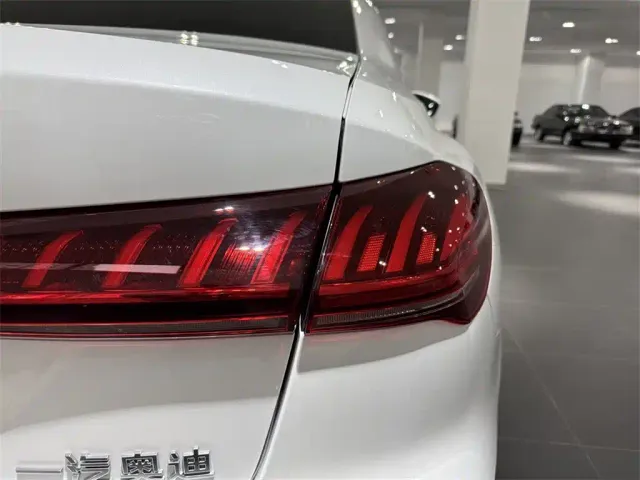 Audi A5L — Фото автомобиля 13