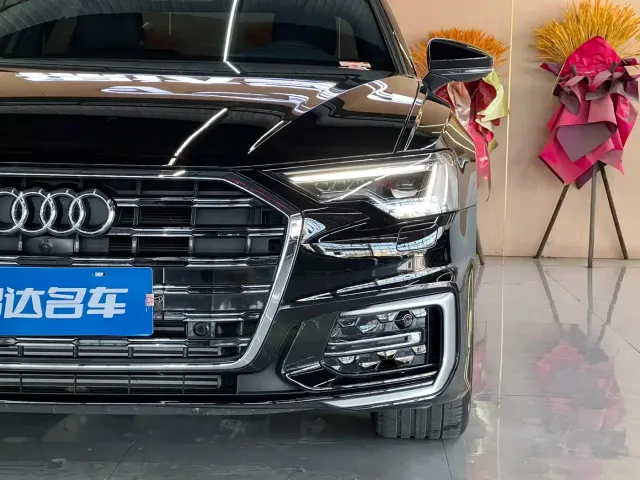 Audi A6L — Фото автомобиля 8
