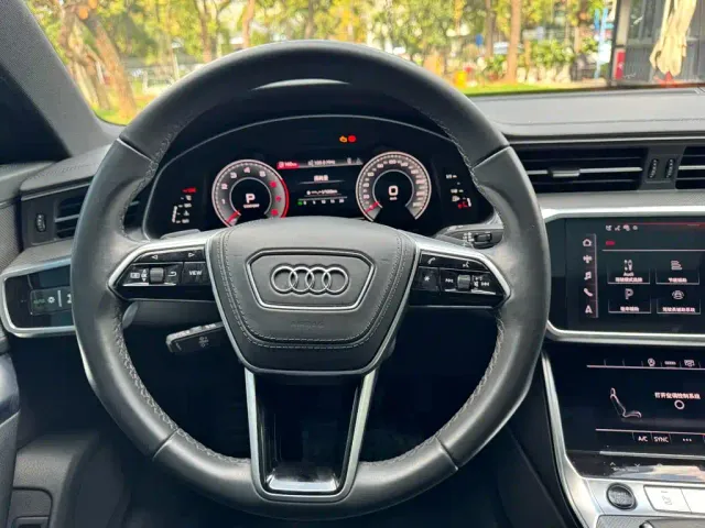 Audi A6L — Фото автомобиля 17