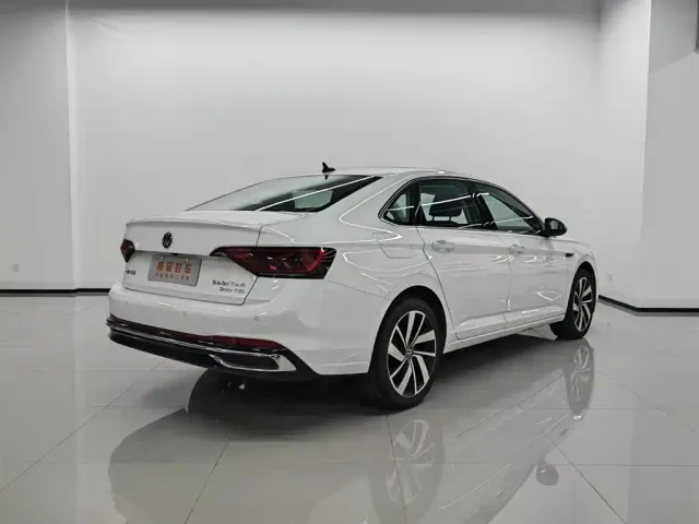 Volkswagen Sagitar — Фото автомобиля 4