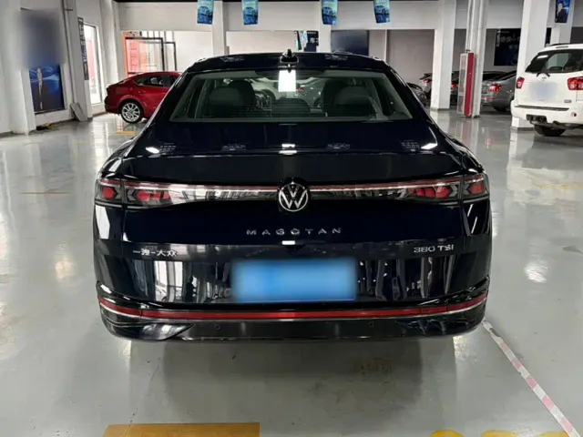 Volkswagen Magotan 2024 380TSI DSG Ultimate Edition — Фото автомобиля 11