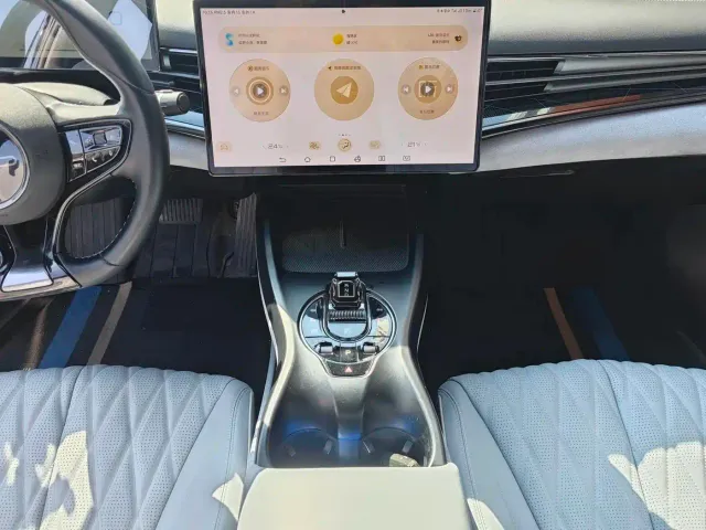 BYD Seal — Фото автомобиля 16