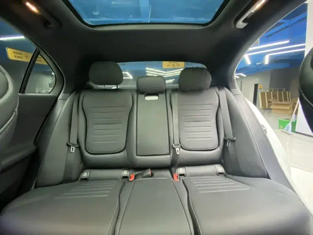 Mercedes-Benz C-Class — Фото автомобиля 27