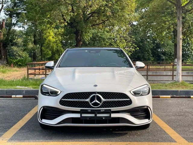 Mercedes-Benz C-Class — Фото автомобиля 2