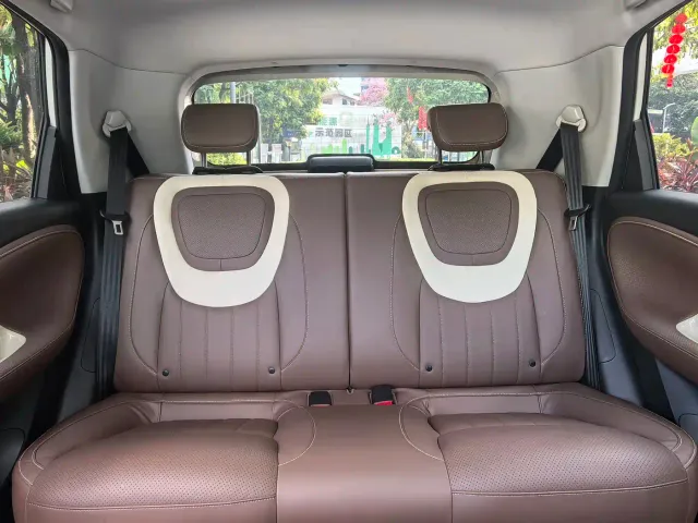 Wuling Bingo — Фото автомобиля 11