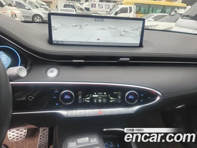 Genesis GV70 2.5T Бензин AWD — Фото автомобиля 8