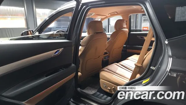 Genesis GV80 — Фото автомобиля 16