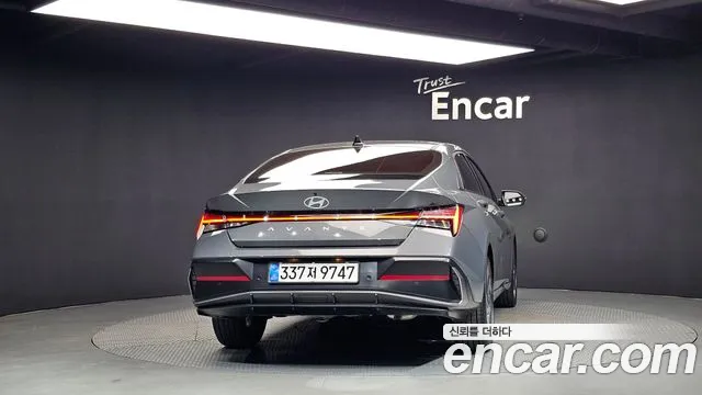 Hyundai Avante — Фото автомобиля 4