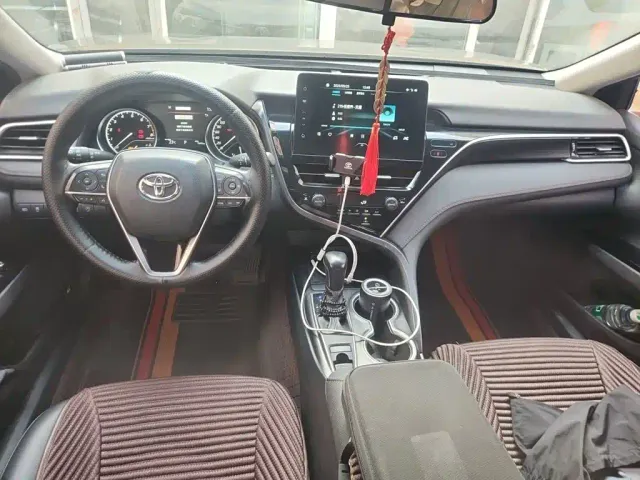 Toyota Camry — Фото автомобиля 12