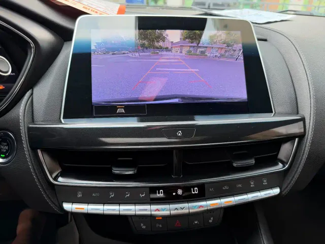 Cadillac CT5 — Фото автомобиля 22
