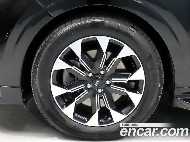 Kia Canival Carnival 4 поколение 7 мест Hi-Limousine — Фото автомобиля 20