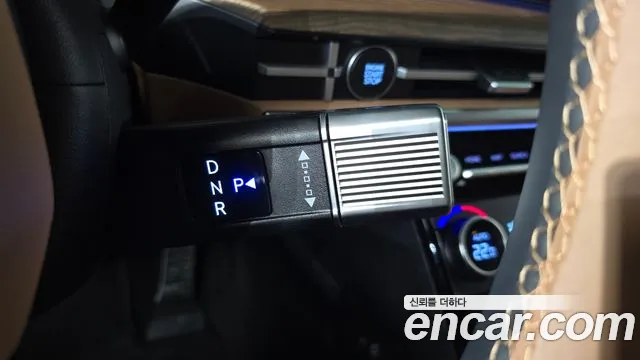 Hyundai Santafe — Фото автомобиля 8