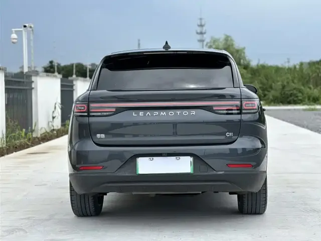 Leapmotor Leapmotor C11 2023 Range Extender 180 Comfort Edition — Фото автомобиля 5