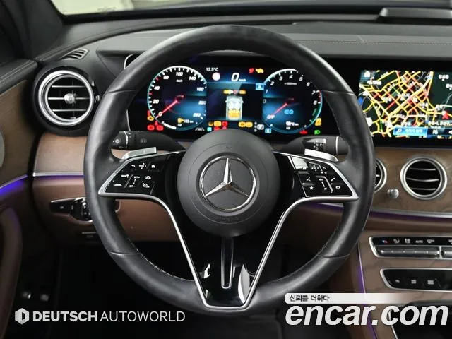 Mercedes-Benz E-Class — Фото автомобиля 13