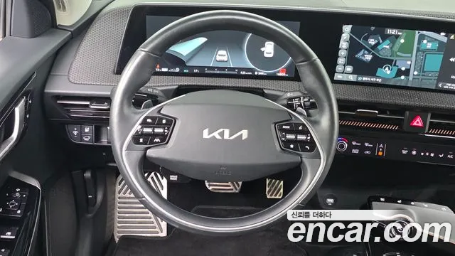 Kia EV6 — Фото автомобиля 13