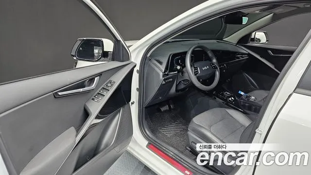 Kia Niro The All New Niro — Фото автомобиля 10
