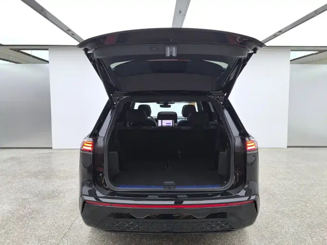 Volkswagen Teramont — Фото автомобиля 12