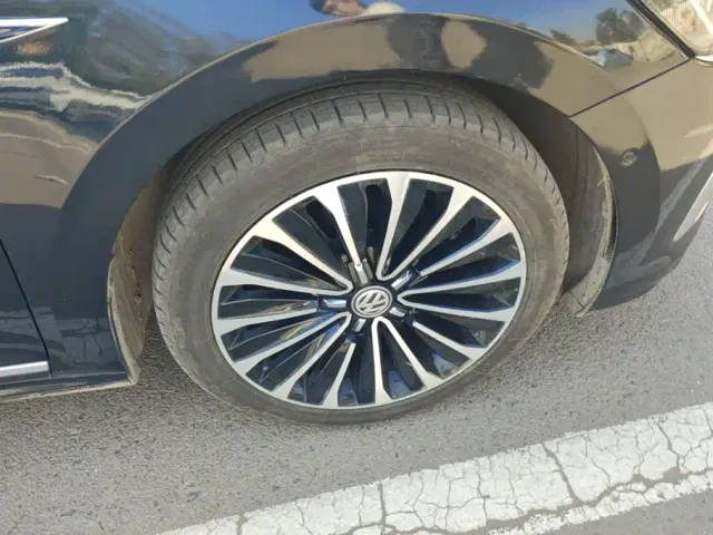 Volkswagen Passat — Фото автомобиля 6