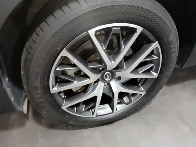 GAC Trumpchi GS8 — Фото автомобиля 22