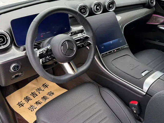 Mercedes-Benz C-Class — Фото автомобиля 4