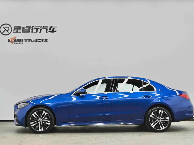 Mercedes-Benz C-Class — Фото автомобиля 12