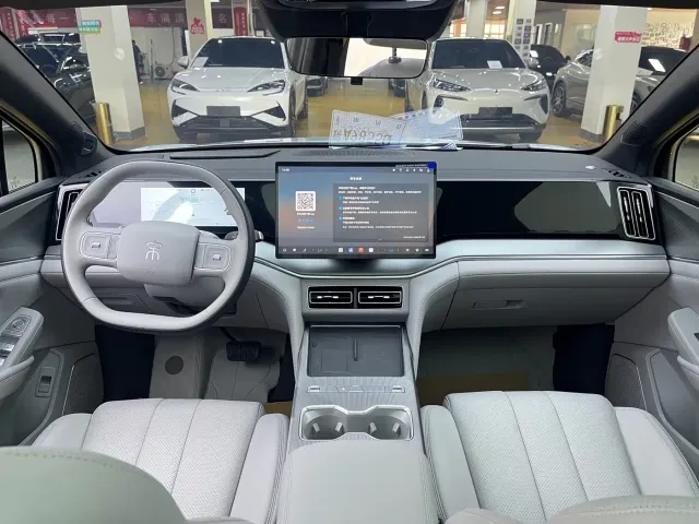 BYD Song Ultra — Фото автомобиля 6