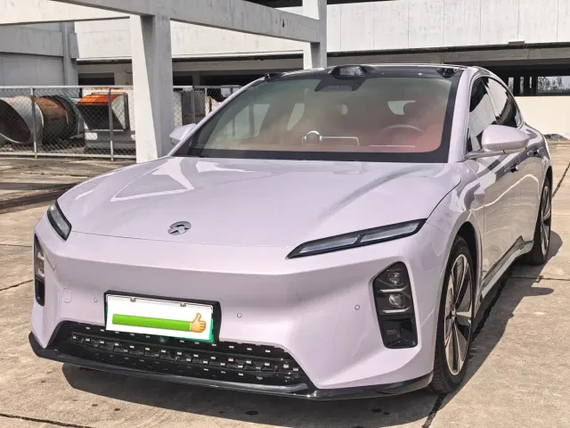 Фотография автомобиля — Nio ET5 Touring