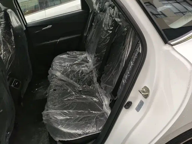 Changan Eado — Фото автомобиля 16