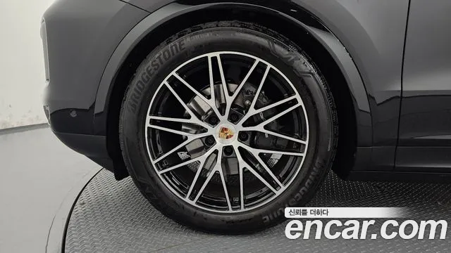 Porsche Cayenne PO536 — Фото автомобиля 5