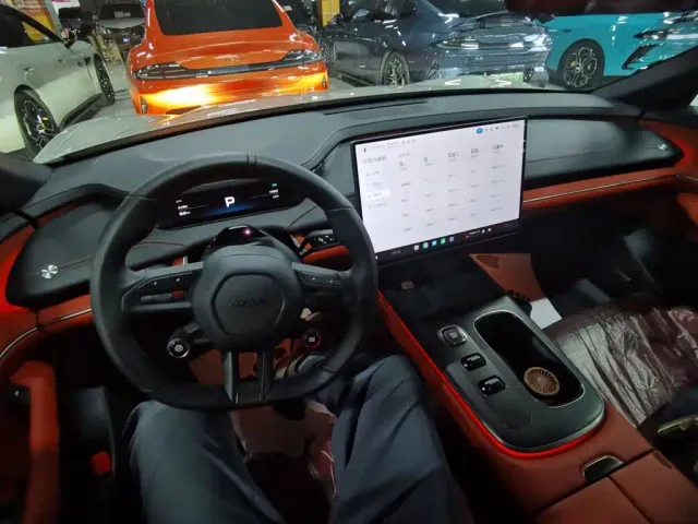 Xiaomi SU7 — Фото автомобиля 9